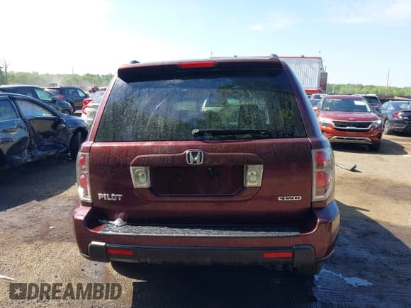 ✅ 2007 Honda Pilot EX-L • VIN: 2HKYF18547H532095 • Lot: 42172914. Listed on IAAI with 275,674 mi. Free auction sales archive from the USA and detailed vehicle history report at DreamBid. Image 16.
