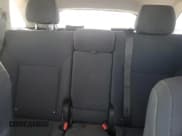 ✅ 2018 Kia Sorento LX • VIN: 5XYPG4A34JG430233 • Lot: 91788545. Wystawiony na Copart z przebiegiem 174 022 mil. Bezpłatny archiwum sprzedaży aukcyjnych z USA i szczegółowy raport historii pojazdu na DreamBid. Zdjęcie 10.