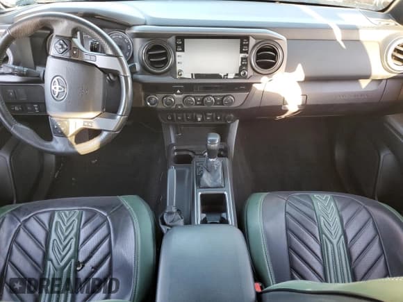 ✅ 2021 Toyota Tacoma TRD Off Road • VIN: 3TMCZ5AN1MM418130 • Lot: 89563635. Wystawiony na Copart z przebiegiem 110 538 mil. Bezpłatny archiwum sprzedaży aukcyjnych z USA i szczegółowy raport historii pojazdu na DreamBid. Zdjęcie 8.