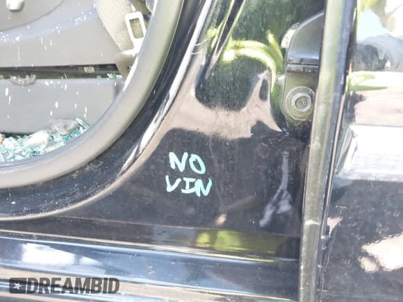 ✅ 2016 Chevrolet Silverado 2500HD LTZ • VIN: 1GC1KWE87GF227676 • Lot: 42489389. Listed on IAAI with Not provided. Free auction sales archive from the USA and detailed vehicle history report at DreamBid. Image 9.