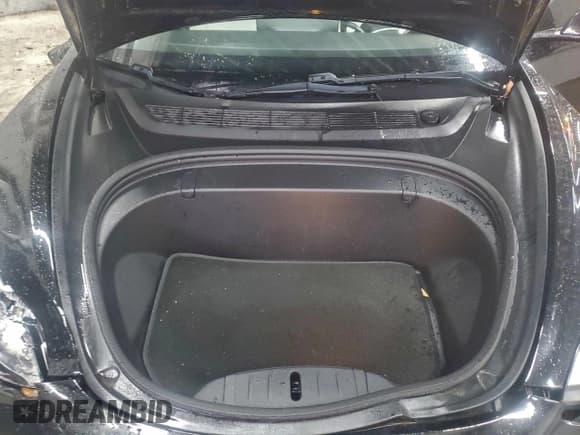 ✅ 2018 Tesla Model 3 Long Range Battery • VIN: 5YJ3E1EB5JF171036 • Lot: 94428175. Wystawiony na Copart z przebiegiem 96 918 mil. Bezpłatny archiwum sprzedaży aukcyjnych z USA i szczegółowy raport historii pojazdu na DreamBid. Zdjęcie 11.