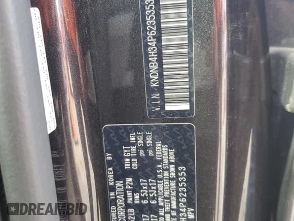 ✅ 2023 Kia Carnival LX • VIN: KNDNB4H34P6235353 • Lot: 84831845. Listed on Copart with 42,364 mi. Free auction sales archive from the USA and detailed vehicle history report at DreamBid. Image 14.