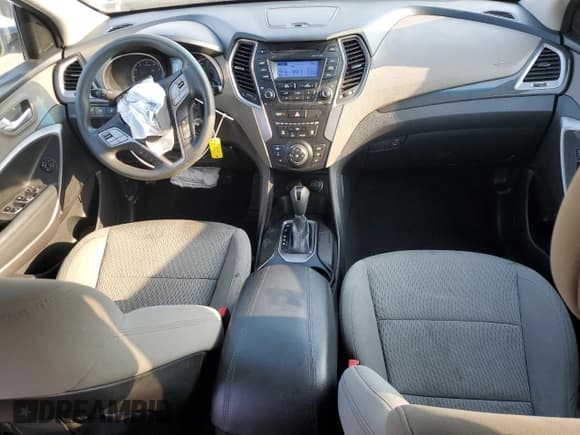 ✅ 2015 Hyundai Santa Fe • VIN: 5XYZTDLB8FG258384 • Lot: 68570325. Wystawiony na Copart z przebiegiem 118 521 mil. Bezpłatny archiwum sprzedaży aukcyjnych z USA i szczegółowy raport historii pojazdu na DreamBid. Zdjęcie 8.