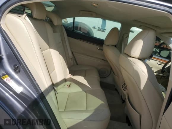 ✅ 2013 Lexus ES 300h • VIN: JTHBW1GG3D2008103 • Lot: 86858305. Listed on Copart with 145,760 mi. Free auction sales archive from the USA and detailed vehicle history report at DreamBid. Image 10.