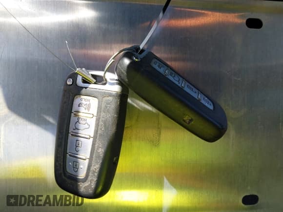 ✅ 2016 Hyundai Veloster Turbo • VIN: KMHTC6AEXGU283913 • Лот: 43471295. Опубликован ранее на IAAI с пробегом 81 296 миль. Бесплатный доступ к архиву аукционных продаж из США и подробный отчёт об истории автомобиля на DreamBid. Изображение 11.