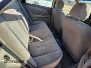 ✅ 2000 Toyota Camry LE • VIN: 4T1BG28KXYU956253 • Lot: 91483795. Wystawiony na Copart z przebiegiem 176 210 mil. Bezpłatny archiwum sprzedaży aukcyjnych z USA i szczegółowy raport historii pojazdu na DreamBid. Zdjęcie 10.