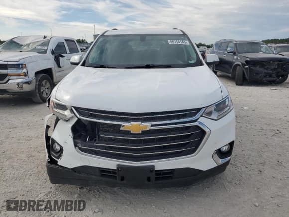 ✅ 2020 Chevrolet Traverse LT Cloth • VIN: 1GNERGKW6LJ266392 • Lot: 80154145. Wystawiony na Copart z przebiegiem 150 319 mil. Bezpłatny archiwum sprzedaży aukcyjnych z USA i szczegółowy raport historii pojazdu na DreamBid. Zdjęcie 5.