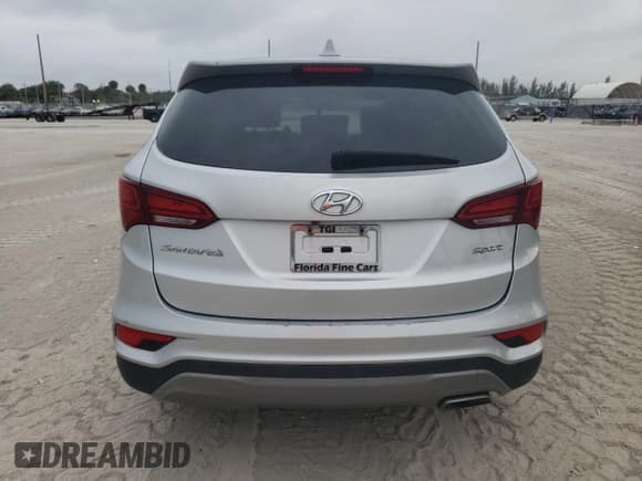✅ 2017 Hyundai Santa Fe 2.4L • VIN: 5XYZT3LB5HG437527 • Лот: 51944894. Опубликован ранее на Copart с пробегом 111 221 миль. Бесплатный доступ к архиву аукционных продаж из США и подробный отчёт об истории автомобиля на DreamBid. Изображение 6.