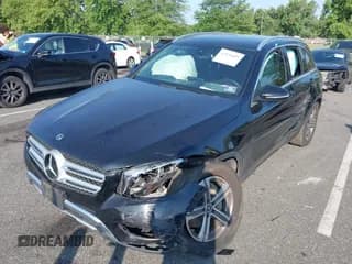 ✅ 2019 Mercedes-Benz GLC 300 • VIN: WDC0G4JB8KV169329 • Lot: 42936695. Wystawiony na IAAI z przebiegiem 83 984 mil. Bezpłatny archiwum sprzedaży aukcyjnych z USA i szczegółowy raport historii pojazdu na DreamBid. Zdjęcie 2.