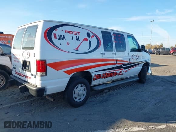 ✅ 2008 Ford Econoline Cargo Commercial • VIN: 1FTNE24W38DA79573 • Lot: 43539127. Listed on IAAI with 225,153 mi. Free auction sales archive from the USA and detailed vehicle history report at DreamBid. Image 4.
