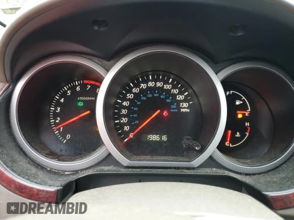 ✅ 2006 Suzuki Grand Vitara Luxury • VIN: JS3TD947364101307 • Lot: 55037585. Wystawiony na Copart z przebiegiem 198 616 mil. Bezpłatny archiwum sprzedaży aukcyjnych z USA i szczegółowy raport historii pojazdu na DreamBid. Zdjęcie 9.