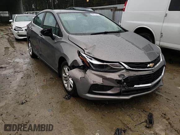 ✅ 2018 Chevrolet Cruze LT • VIN: 1G1BE5SM3J7151374 • Lot: 68614242. Listed on Copart with 24,033 mi. Free auction sales archive from the USA and detailed vehicle history report at DreamBid. Image 11.