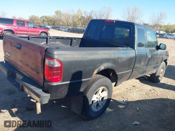 ✅ 2004 Ford Ranger XL Fleet • VIN: 1FTYR15E34PA39522 • Lot: 43544270. Listed on IAAI with 141,429 mi. Free auction sales archive from the USA and detailed vehicle history report at DreamBid. Image 4.