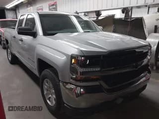 ✅ 2018 Chevrolet Silverado 1500 LT • VIN: 1GCRCREH2JZ116976 • Лот: 42185527. Опубликован ранее на IAAI с пробегом 84 762 миль. Бесплатный доступ к архиву аукционных продаж из США и подробный отчёт об истории автомобиля на DreamBid. Изображение 1.