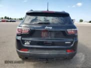 ✅ 2018 Jeep Compass Latitude • VIN: 3C4NJDBB1JT116952 • Lot: 71874795. Wystawiony na Copart z przebiegiem 160 759 mil. Bezpłatny archiwum sprzedaży aukcyjnych z USA i szczegółowy raport historii pojazdu na DreamBid. Zdjęcie 6.