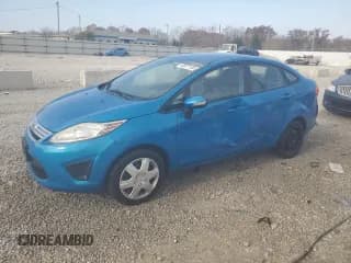 ✅ 2013 Ford Fiesta SE • VIN: 3FADP4BJ2DM225877 • Lot: 92671135. Wystawiony na Copart z przebiegiem 140 105 mil. Bezpłatny archiwum sprzedaży aukcyjnych z USA i szczegółowy raport historii pojazdu na DreamBid. Zdjęcie 1.