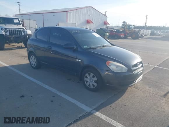✅ 2007 Hyundai Accent GS • VIN: KMHCM36C27U052054 • Лот: 41947576. Опубликован ранее на IAAI с пробегом 89 053 миль. Бесплатный доступ к архиву аукционных продаж из США и подробный отчёт об истории автомобиля на DreamBid. Изображение 1.