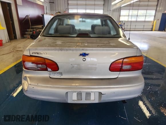 ✅ 2000 Chevrolet Prizm • VIN: 1Y1SK5485YZ403328 • Лот: 70034265. Опубликован ранее на Copart с пробегом 145 348 миль. Бесплатный доступ к архиву аукционных продаж из США и подробный отчёт об истории автомобиля на DreamBid. Изображение 6.