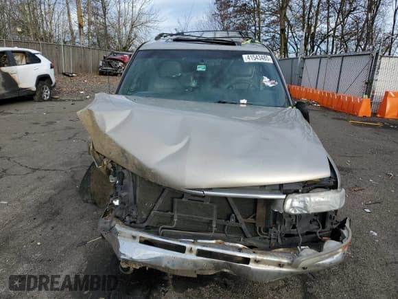 ✅ 2000 Chevrolet Suburban LS • VIN: 3GNFK16T8YG126021 • Лот: 41543485. Опубликован ранее на Copart с пробегом Не указан. Бесплатный доступ к архиву аукционных продаж из США и подробный отчёт об истории автомобиля на DreamBid. Изображение 5.