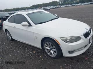 ✅ 2011 BMW 3 Series 328i xDrive • VIN: WBAKF3C55BE445630 • Lot: 40426183. Wystawiony na IAAI z przebiegiem 140 398 mil. Bezpłatny archiwum sprzedaży aukcyjnych z USA i szczegółowy raport historii pojazdu na DreamBid. Zdjęcie 1.