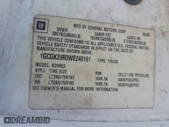 1998 Chevrolet Silverado 2500 с VIN 1GCGK29R3WE240161, выставлен на аукционе IAAI как лот 41756717 с пробегом 302 739 миль миль и . История ставок и продаж доступна на DreamBid. Изображение 9.