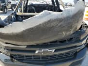 ✅ 2021 Chevrolet Silverado 1500 RST • VIN: 3GCUYEED9MG188571 • Lot: 68650214. Wystawiony na Copart z przebiegiem Nie podano. Bezpłatny archiwum sprzedaży aukcyjnych z USA i szczegółowy raport historii pojazdu na DreamBid. Zdjęcie 11.