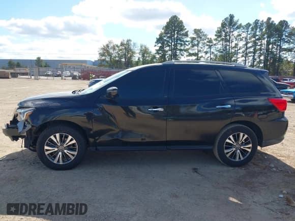 ✅ 2019 Nissan Pathfinder SV • VIN: 5N1DR2MMXKC607942 • Lot: 43676615. Wystawiony na IAAI z przebiegiem 110 127 mil. Bezpłatny archiwum sprzedaży aukcyjnych z USA i szczegółowy raport historii pojazdu na DreamBid. Zdjęcie 6.