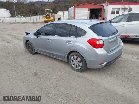 ✅ 2015 Subaru Impreza 2.0i • VIN: JF1GPAA65FH270103 • Lot: 43801318. Wystawiony na IAAI z przebiegiem 97 217 mil. Bezpłatny archiwum sprzedaży aukcyjnych z USA i szczegółowy raport historii pojazdu na DreamBid. Zdjęcie 3.