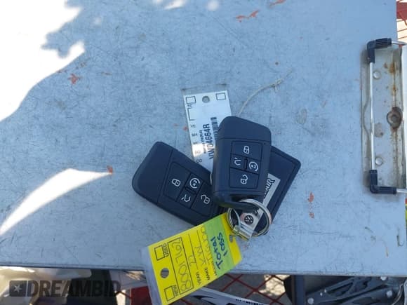 ✅ 2022 Volkswagen Tiguan SE • VIN: 3VV2B7AX2NM096940 • Lot: 42850064. Wystawiony na IAAI z przebiegiem 52 304 mil. Bezpłatny archiwum sprzedaży aukcyjnych z USA i szczegółowy raport historii pojazdu na DreamBid. Zdjęcie 11.