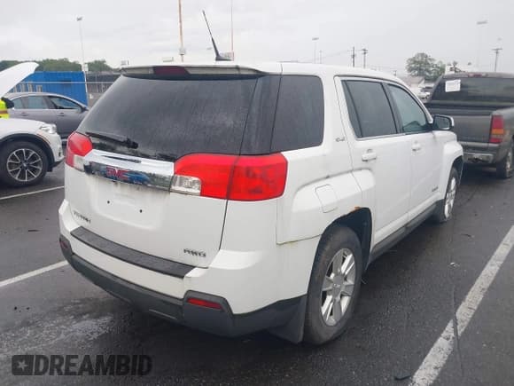 ✅ 2012 GMC Terrain SLE-1 • VIN: 2GKFLREK7C6137677 • Лот: 42628103. Опубликован ранее на IAAI с пробегом 123 302 миль. Бесплатный доступ к архиву аукционных продаж из США и подробный отчёт об истории автомобиля на DreamBid. Изображение 4.