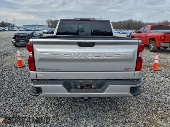✅ 2019 Chevrolet Silverado 1500 RST • VIN: 3GCPWDED4KG288488 • Lot: 93278525. Wystawiony na Copart z przebiegiem 118 678 mil. Bezpłatny archiwum sprzedaży aukcyjnych z USA i szczegółowy raport historii pojazdu na DreamBid. Zdjęcie 6.