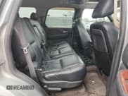 ✅ 2010 Chevrolet Tahoe Commercial • VIN: 1GNUKAE05AR199786 • Lot: 92355275. Wystawiony na Copart z przebiegiem 201 463 mil. Bezpłatny archiwum sprzedaży aukcyjnych z USA i szczegółowy raport historii pojazdu na DreamBid. Zdjęcie 11.