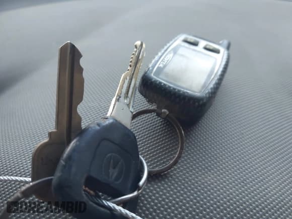 ✅ 2003 Acura RSX Type S • VIN: JH4DC530X3C001546 • Лот: 43822528. Опубликован ранее на IAAI с пробегом 194 716 миль. Бесплатный доступ к архиву аукционных продаж из США и подробный отчёт об истории автомобиля на DreamBid. Изображение 11.