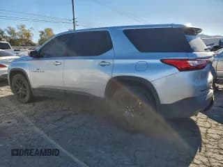 ✅ 2018 Chevrolet Traverse LS • VIN: 1GNERFKW7JJ252797 • Лот: 95700765. Опубликован ранее на Copart с пробегом 141 534 миль. Бесплатный доступ к архиву аукционных продаж из США и подробный отчёт об истории автомобиля на DreamBid. Изображение 2.
