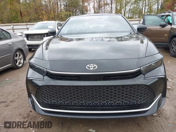 ✅ 2023 Toyota Crown XLE • VIN: JTDAAAAF0P3003113 • Лот: 43549668. Опубликован ранее на IAAI с пробегом 57 704 миль. Бесплатный доступ к архиву аукционных продаж из США и подробный отчёт об истории автомобиля на DreamBid. Изображение 12.