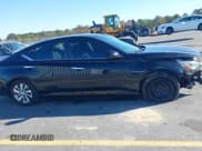 ✅ 2019 Nissan Altima S • VIN: 1N4BL4BV2KC220683 • Лот: 43670784. Опубликован ранее на IAAI с пробегом 95 417 миль. Бесплатный доступ к архиву аукционных продаж из США и подробный отчёт об истории автомобиля на DreamBid. Изображение 14.