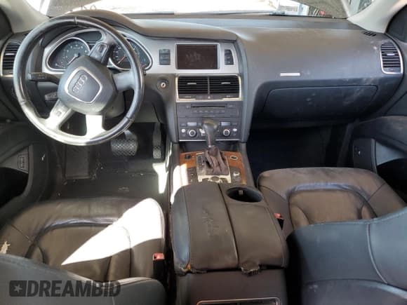 ✅ 2008 Audi Q7 Premium • VIN: WA1BY74LX8D061823 • Lot: 87478505. Listed on Copart with 236,883 mi. Free auction sales archive from the USA and detailed vehicle history report at DreamBid. Image 8.