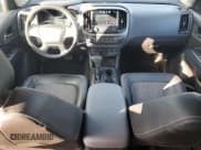 ✅ 2016 Chevrolet Colorado 4WD Z71 • VIN: 1GCGTDE35G1180905 • Лот: 77242074. Опубликован ранее на Copart с пробегом 142 324 миль. Бесплатный доступ к архиву аукционных продаж из США и подробный отчёт об истории автомобиля на DreamBid. Изображение 8.