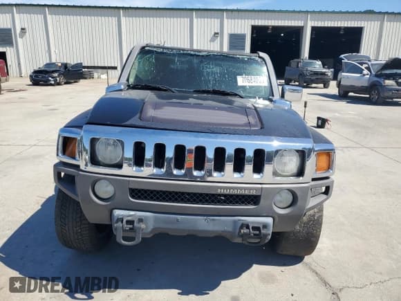 ✅ 2008 Hummer H3 SUV • VIN: 5GTEN13E688177923 • Lot: 70684055. Listed on Copart with 196,579 mi. Free auction sales archive from the USA and detailed vehicle history report at DreamBid. Image 5.