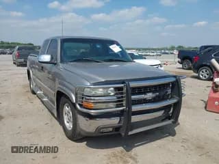 ✅ 2000 Chevrolet Silverado 1500 LS • VIN: 1GCEC19T6YZ115175 • Лот: 42051424. Опубликован ранее на IAAI с пробегом 225 902 миль. Бесплатный доступ к архиву аукционных продаж из США и подробный отчёт об истории автомобиля на DreamBid. Изображение 1.