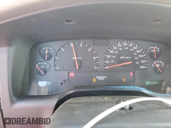 ✅ 2004 Dodge Dakota SLT • VIN: 1D7GL42K64S720401 • Lot: 81740774. Wystawiony na Copart z przebiegiem 221 876 mil. Bezpłatny archiwum sprzedaży aukcyjnych z USA i szczegółowy raport historii pojazdu na DreamBid. Zdjęcie 9.