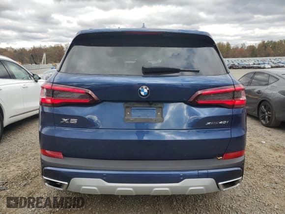 ✅ 2022 BMW X5 xDrive40i • VIN: 5UXCR6C0XN9L07680 • Lot: 89916735. Wystawiony na Copart z przebiegiem 34 351 mil. Bezpłatny archiwum sprzedaży aukcyjnych z USA i szczegółowy raport historii pojazdu na DreamBid. Zdjęcie 6.