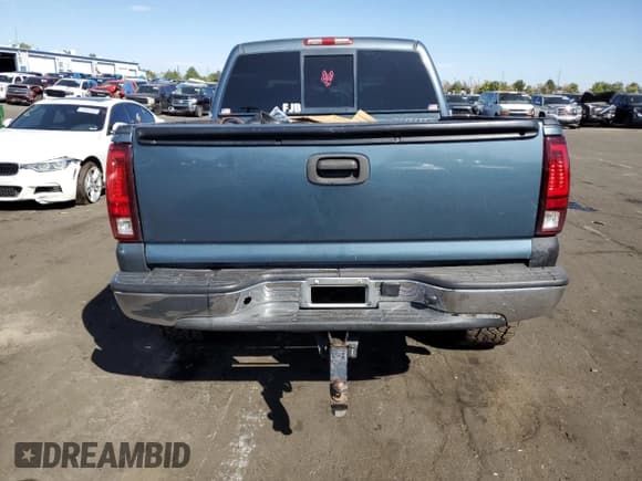 ✅ 2006 Chevrolet Silverado 1500 LT1 • VIN: 2GCEK13T761215125 • Лот: 73531264. Опубликован ранее на Copart с пробегом 180 867 миль. Бесплатный доступ к архиву аукционных продаж из США и подробный отчёт об истории автомобиля на DreamBid. Изображение 6.