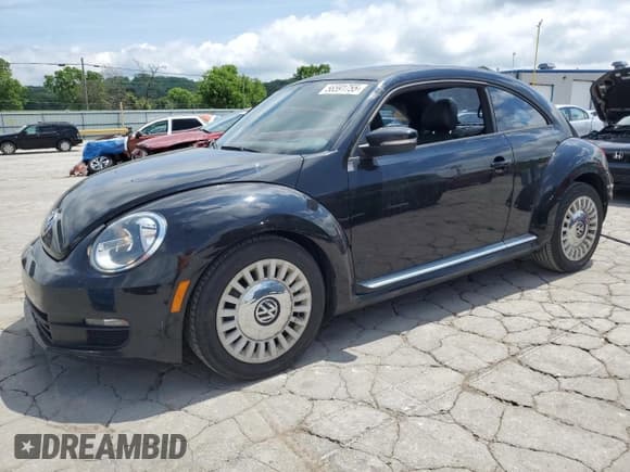 ✅ 2013 Volkswagen Beetle Fender Edition • VIN: 3VWJP7AT3DM680722 • Lot: 56591755. Listed on Copart with 162,502 mi. Free auction sales archive from the USA and detailed vehicle history report at DreamBid. Image 1.