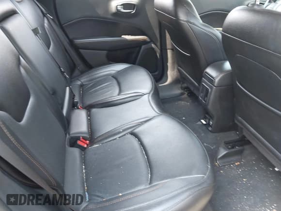 ✅ 2020 Jeep Compass Limited • VIN: 3C4NJDCB6LT208673 • Lot: 42423815. Listed on IAAI with 112,390 mi. Free auction sales archive from the USA and detailed vehicle history report at DreamBid. Image 8.