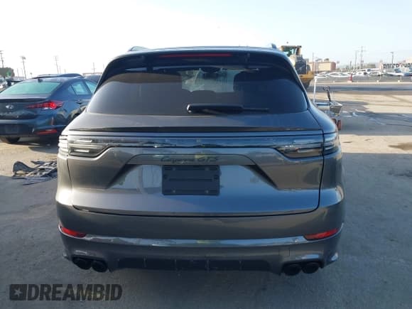 ✅ 2021 Porsche Cayenne GTS • VIN: WP1AG2AY0MDA35148 • Лот: 41949459. Опубликован ранее на IAAI с пробегом 12 844 миль. Бесплатный доступ к архиву аукционных продаж из США и подробный отчёт об истории автомобиля на DreamBid. Изображение 16.