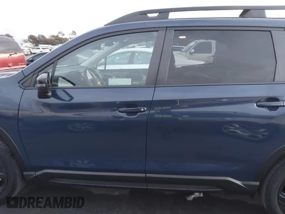 ✅ 2023 Subaru Ascent Onyx • VIN: 4S4WMAHD6P3422855 • Lot: 41097847. Wystawiony na IAAI z przebiegiem 1 304 mil. Bezpłatny archiwum sprzedaży aukcyjnych z USA i szczegółowy raport historii pojazdu na DreamBid. Zdjęcie 15.