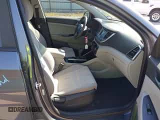 2016 Hyundai Tucson SE с VIN KM8J33A41GU143214, выставлен на аукционе IAAI как лот 43452439 с пробегом 116 650 миль миль и . История ставок и продаж доступна на DreamBid. Изображение 5.