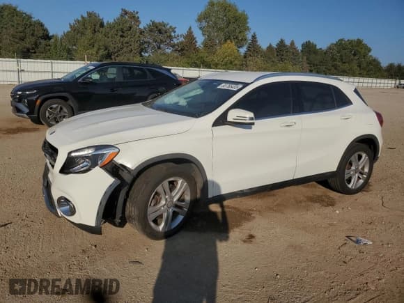 ✅ 2018 Mercedes-Benz GLA 250 • VIN: WDCTG4GB6JJ373119 • Лот: 83765465. Опубликован ранее на Copart с пробегом 129 969 миль. Бесплатный доступ к архиву аукционных продаж из США и подробный отчёт об истории автомобиля на DreamBid. Изображение 1.