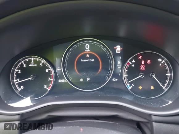 ✅ 2025 Mazda 3 S Preferred • VIN: JM1BPALM9S1778514 • Lot: 43833366. Listed on IAAI with 8,025 mi. Free auction sales archive from the USA and detailed vehicle history report at DreamBid. Image 7.